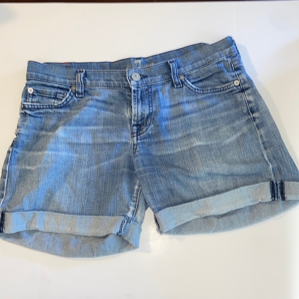 7 For All Mankind Size 26 Medium Wash Mid-Rise Cuffed Shorts: 4875